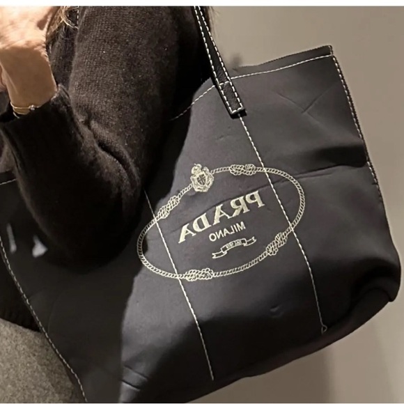 EUC vintage Prada Classic Monogram Logo tote - Picture 6 of 9